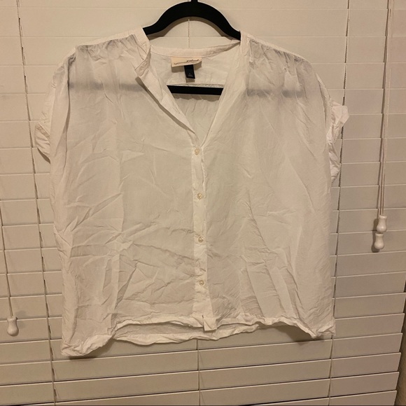 White, button up, semi-cropped blouse - Picture 1 of 1